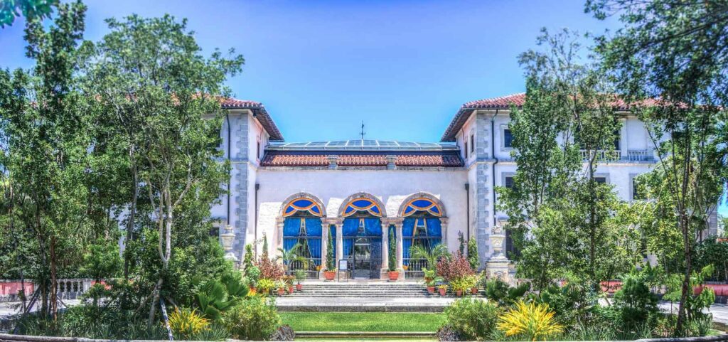 Vizcaya Museum and Gardens in Miami, one of the best places to propose in the U.S.